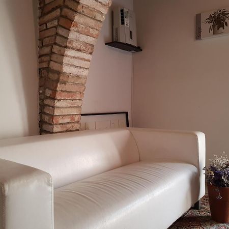 Guest House Il Giardino Колле-ди-Валь-д'Эльса Экстерьер фото